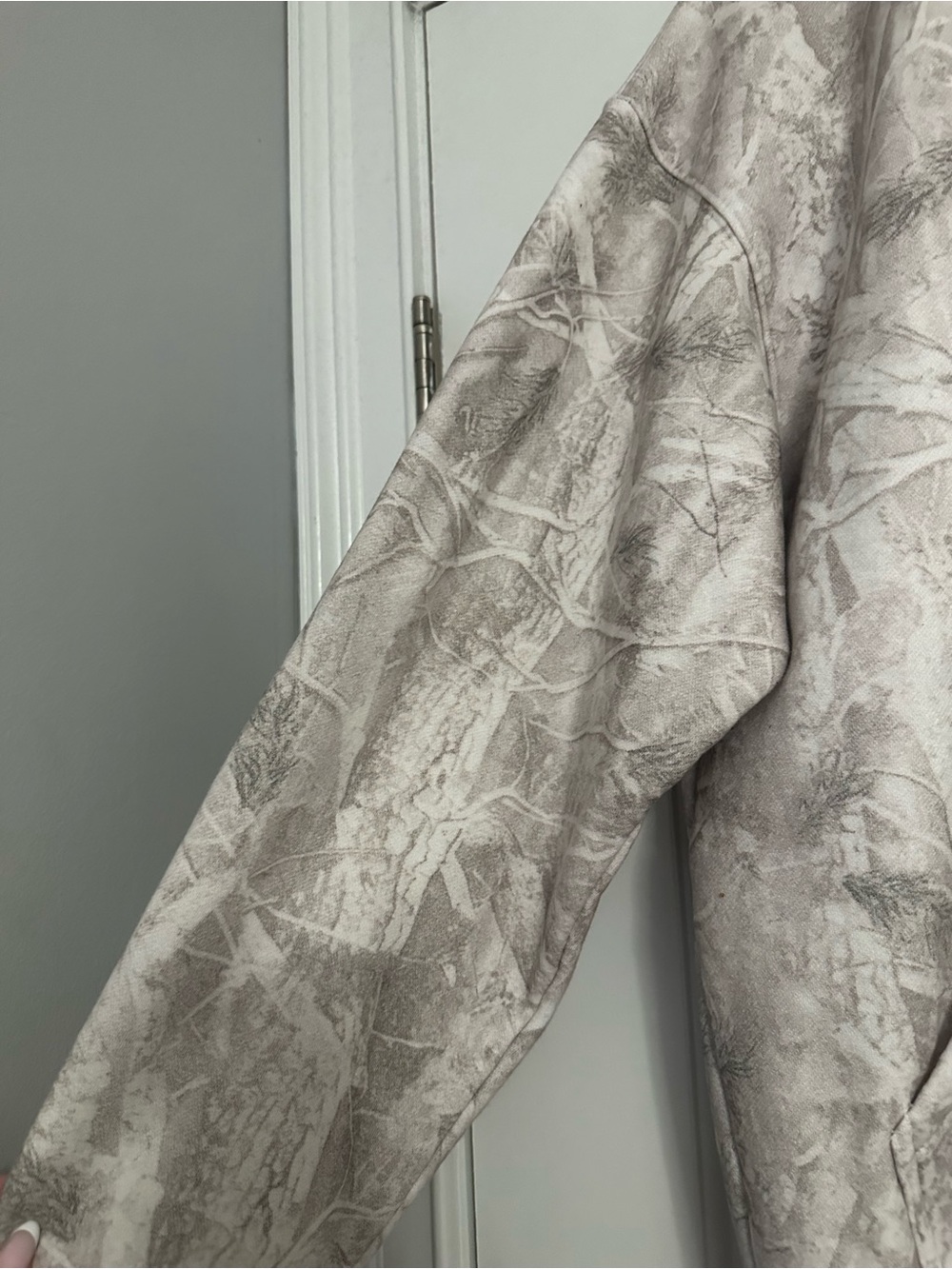 Comfrt Beige Gray camo Printed Hoodie - Picture 6 of 12
